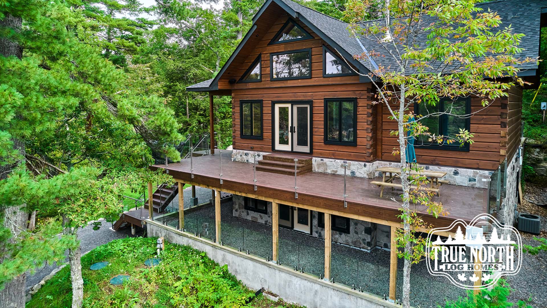 Moore-Residence-Lakeside-Air